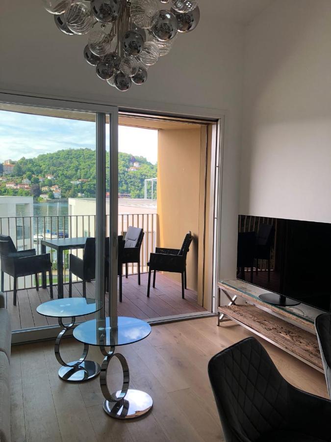 Ferienwohnung Laveno-Mombello Esterno foto