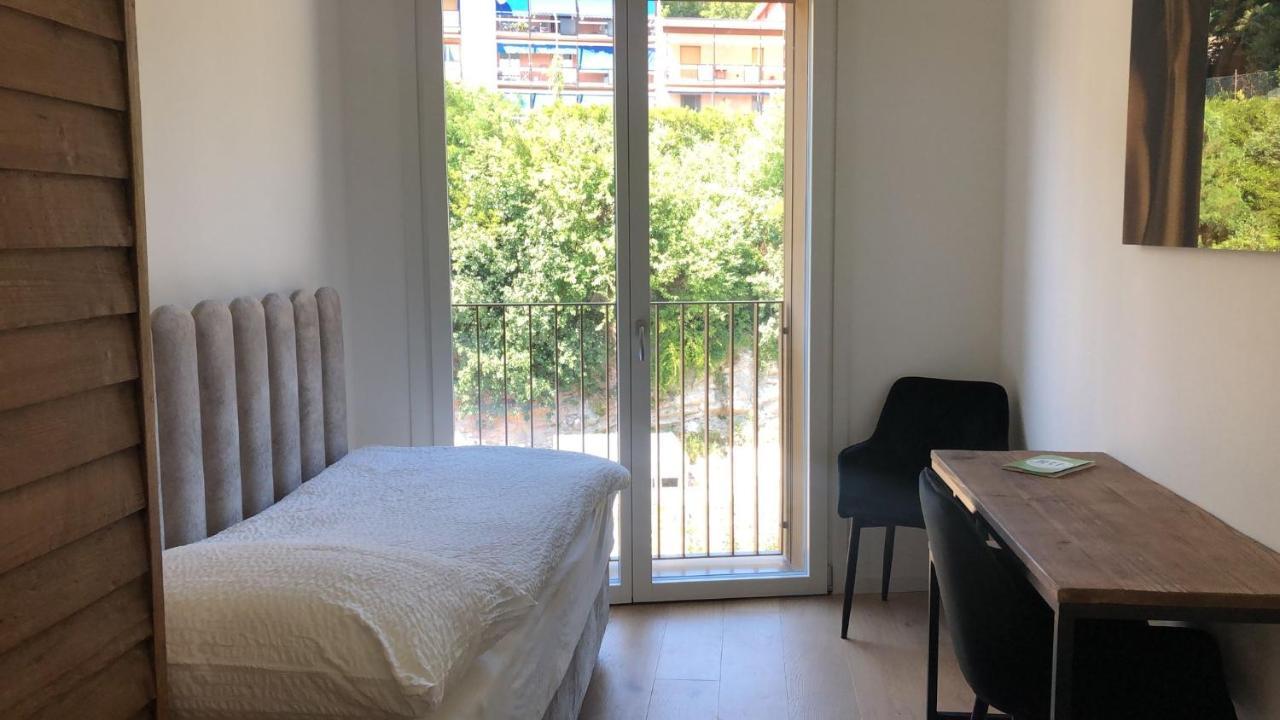 Ferienwohnung Laveno-Mombello Esterno foto